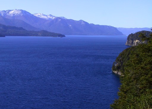 Lagos del Sur